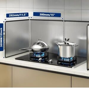 Stainless Steel Foldable Stove Splash Guard - Silver